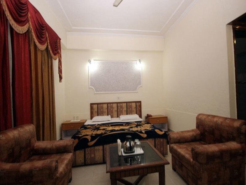Hotel Natraj Dharamshala Exterior photo